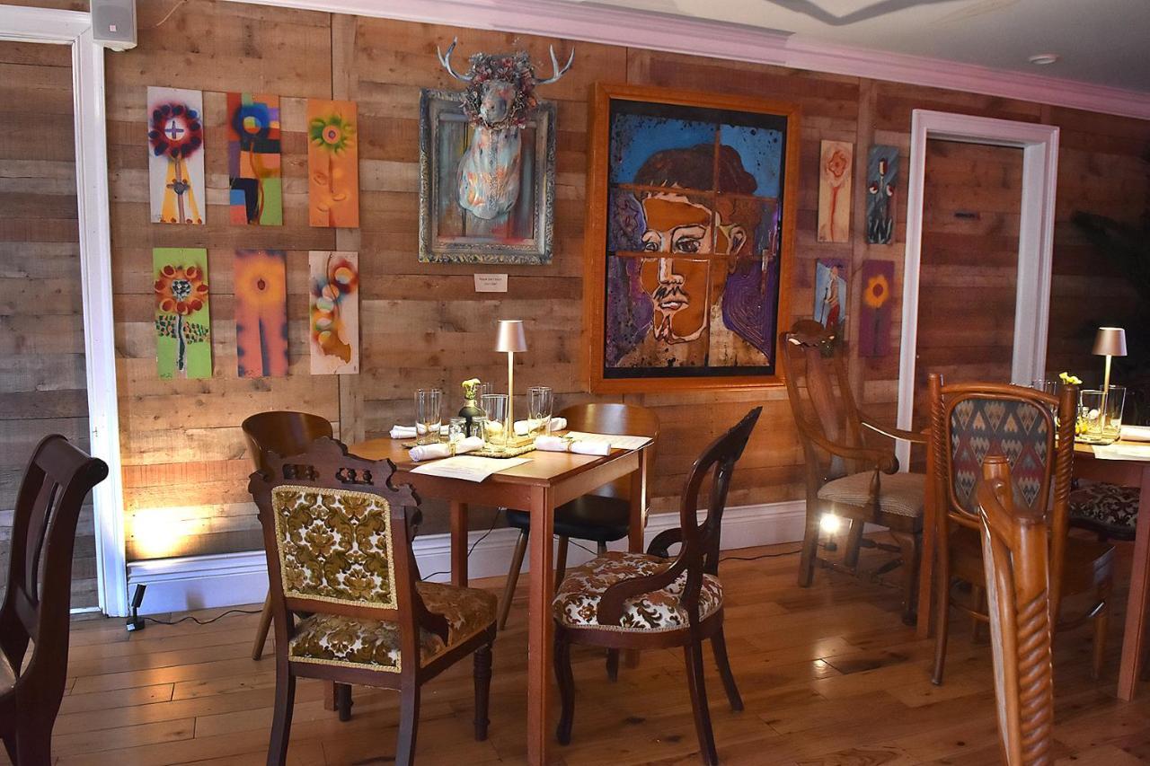 Meadowlark Motel With Restaurant & Bar Маґґі-Валлі Екстер'єр фото